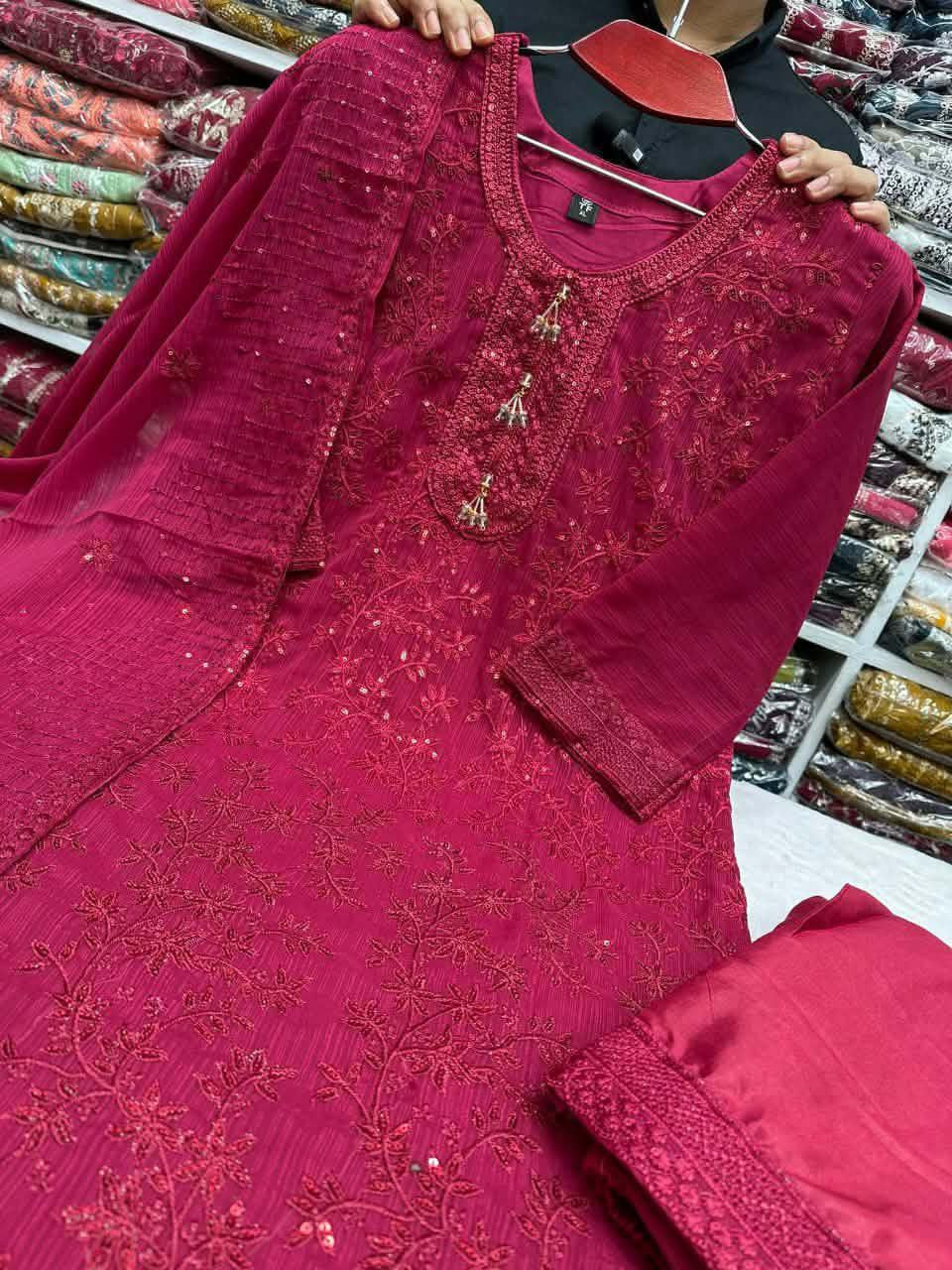 Readymade Indian White Gold Georgette Four-Piece with Heavy Sequence রেডিমেড ইন্ডিয়ান হোয়াইট গোল্ড জর্জেট ফোর-পিস (হেভি সিকোয়েন্স ওয়ার্ক)