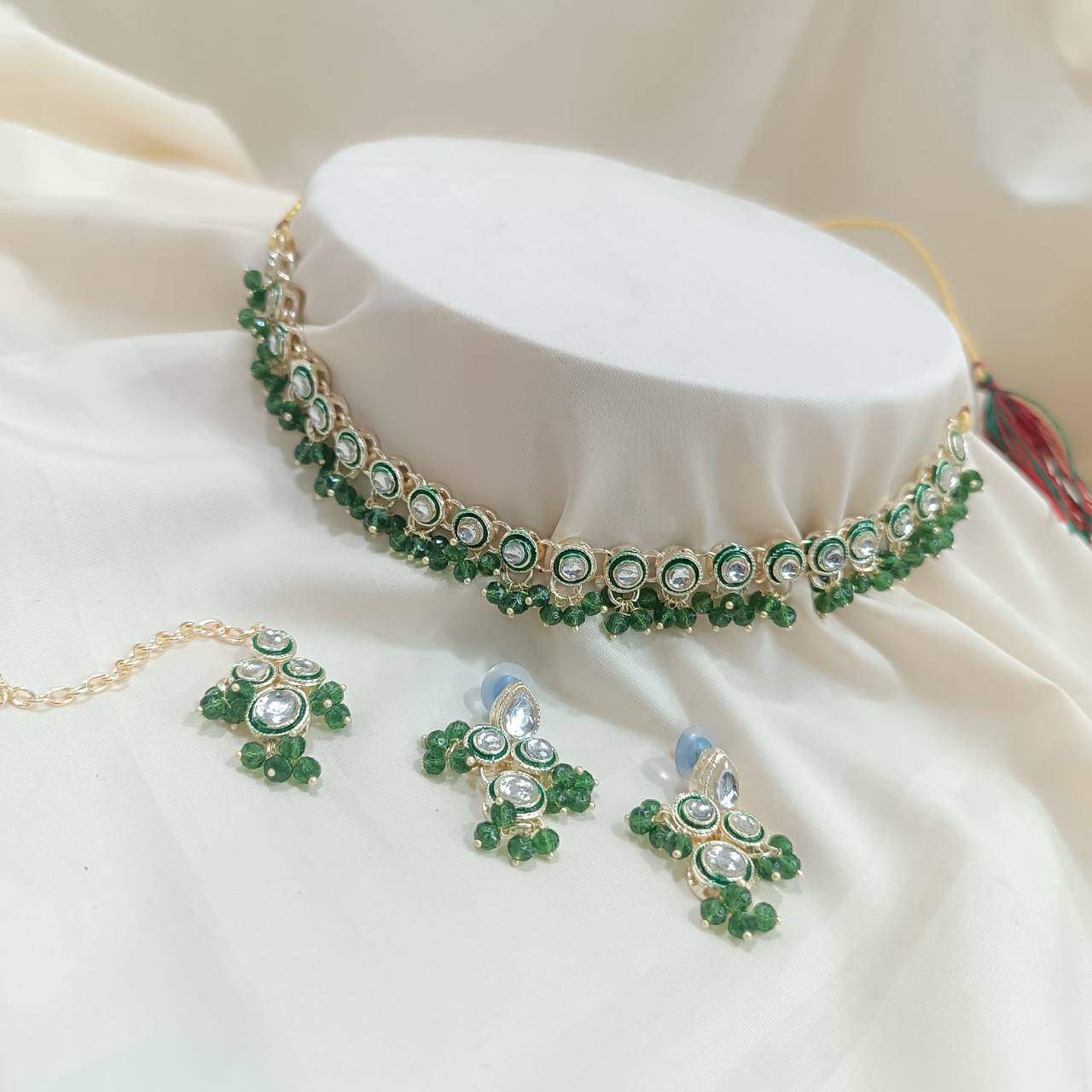 এক্সক্লুসিভ কুন্দন ও মীনাকারি জুয়েলারি কালেকশন-SAN Brand Nackless set.