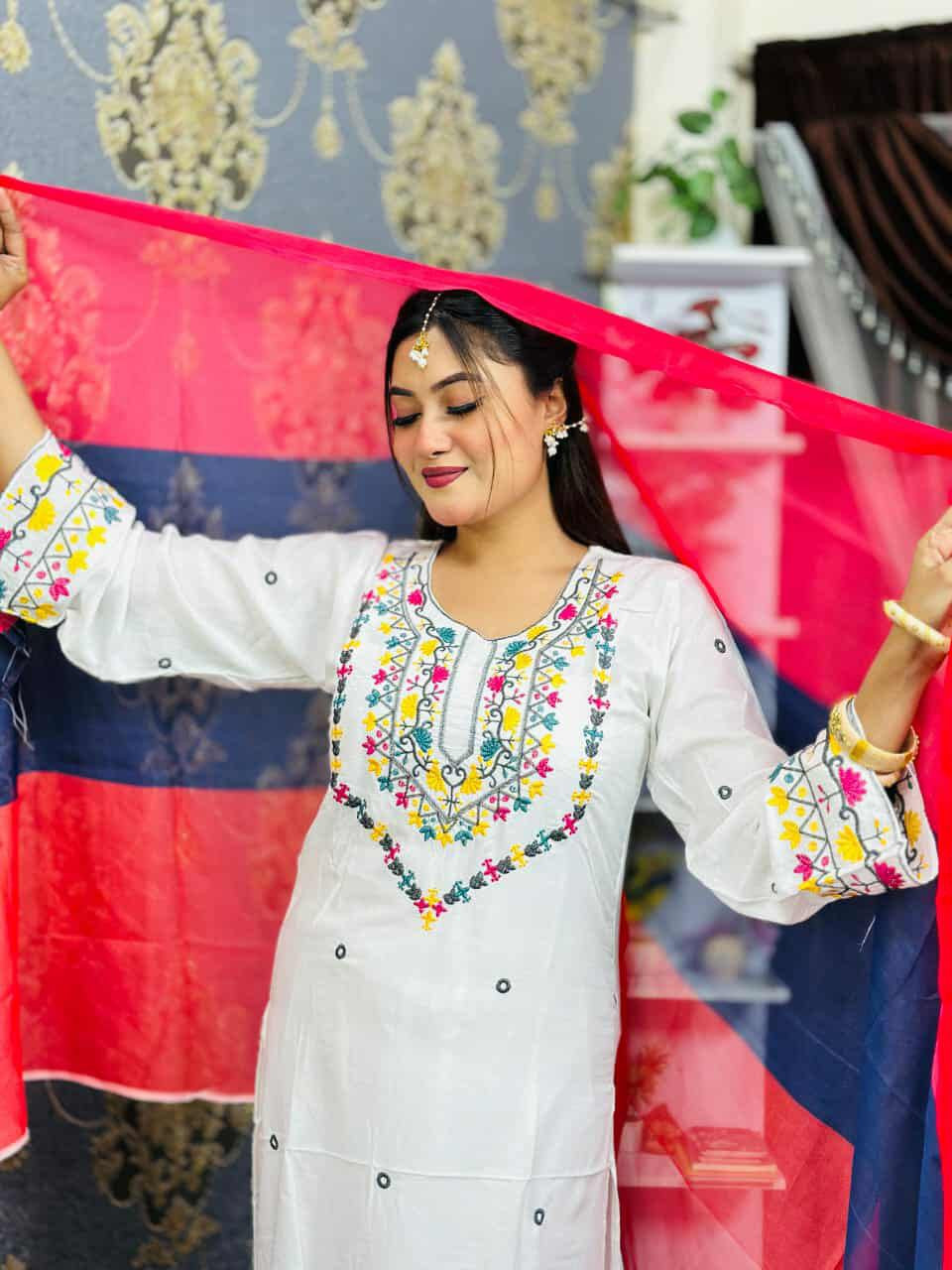 এক্সক্লুসিভ রেডিমেড এসি কটন থ্রি-পিস কালেকশন (কম্পিউটার কাজ করা) ?