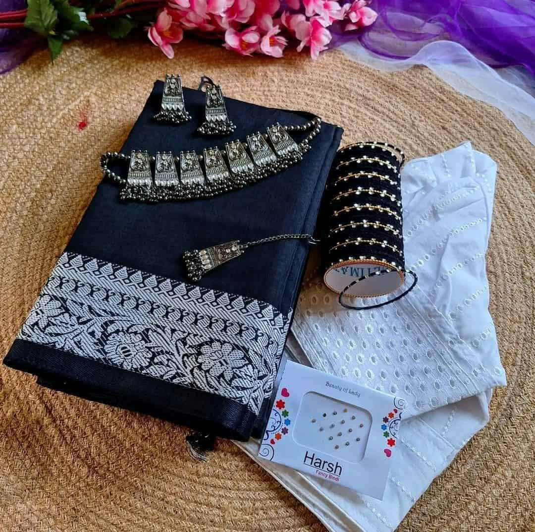 Premium Saree & Complete Jewelry Combo Set with Gift Boxপ্রিমিয়াম শাড়ি ও সম্পূর্ণ গয়না কম্বো সেট (টিকলি ও গিফট বক্স সহ)