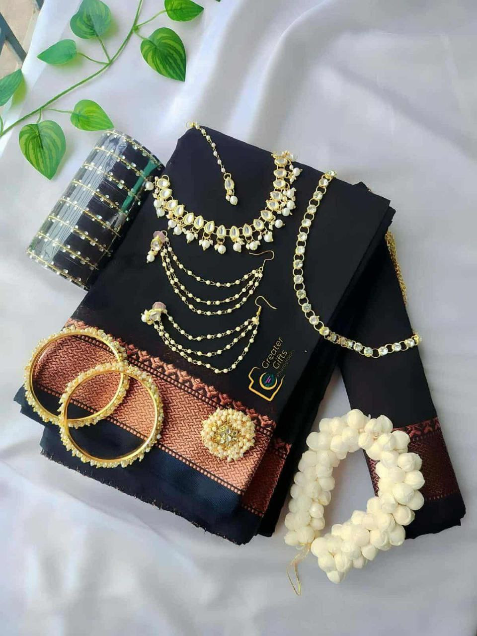 Premium Semi Cotton Saree & Kundan Tana Set Mega Combo with Accessoriesপ্রিমিয়াম সেমি কটন শাড়ি ও কুন্দন টানা সেট মেগা কম্বো (কোমর বিছা ও গাজরা চুড়ি সহ)
