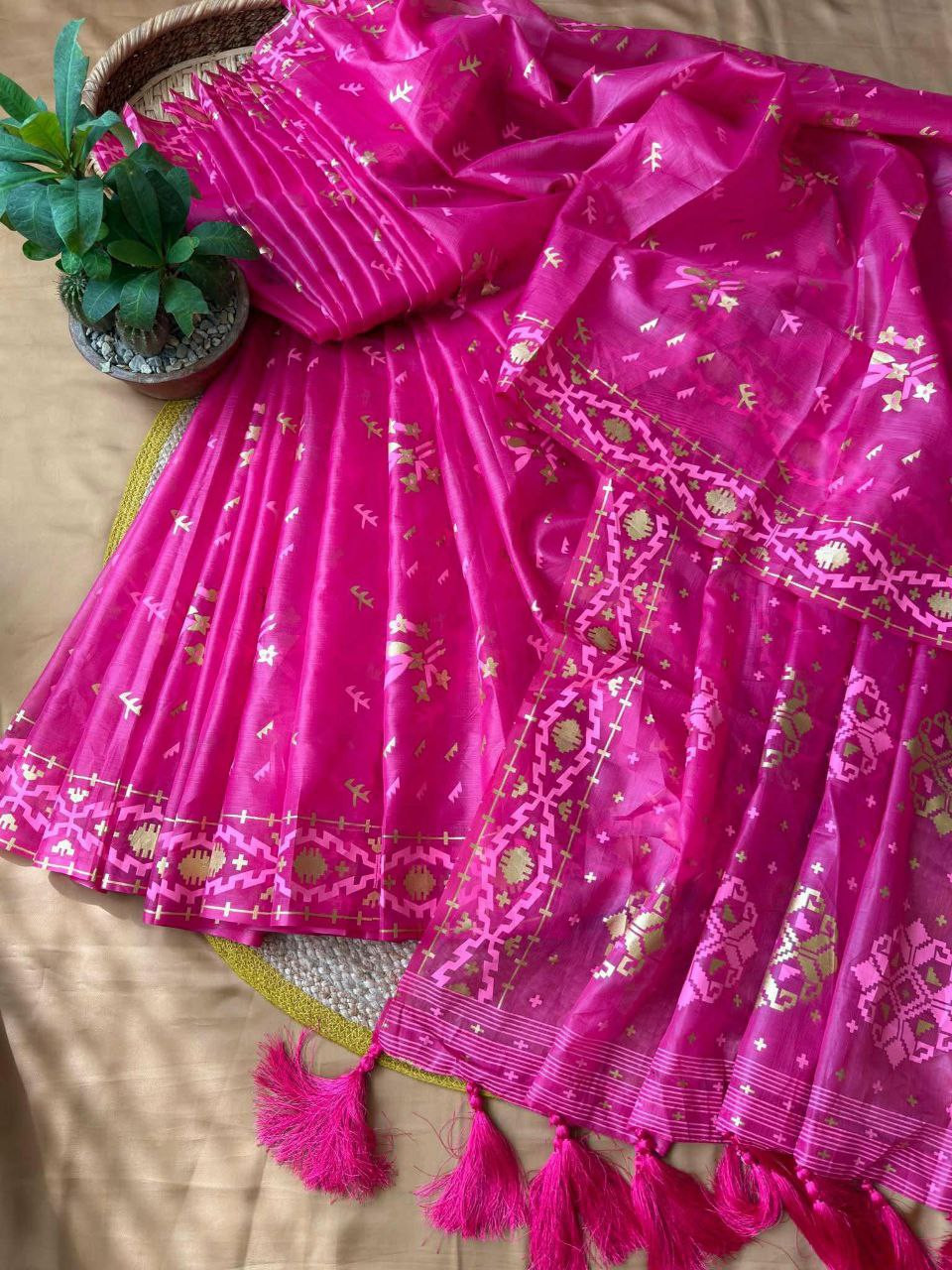 স্কিন প্রিন্ট এর শাড়ি  ব্লাউজ পিচ সহ  -skin print saree without blouses.